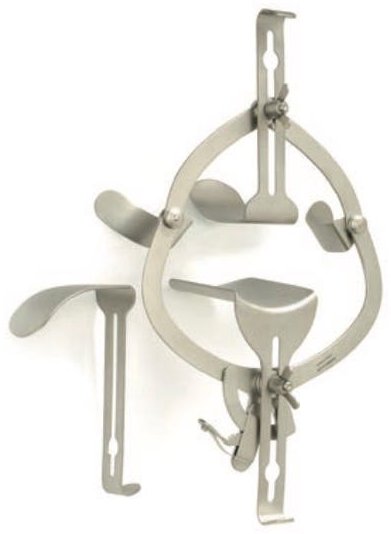O'Sullivan-O'Connor and Wexler Abdominal Ring Retractors