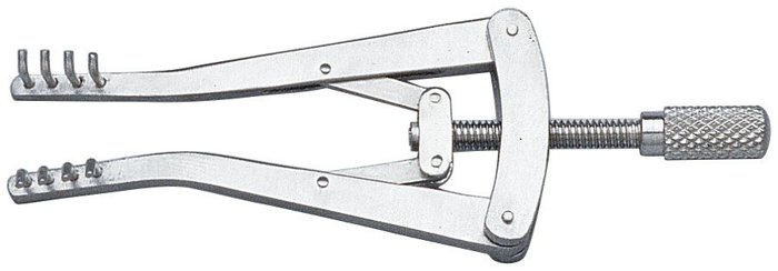 Alm Retractor